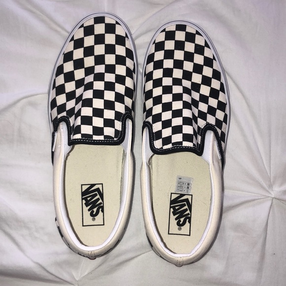 checkered vans size 9